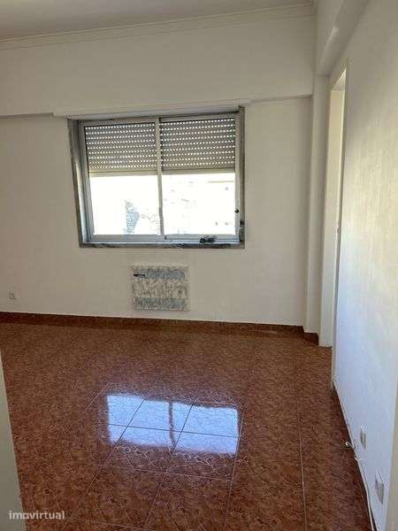 Apartamento T1 na Ajuda com Vista Rio - Grande imagem: 5/10