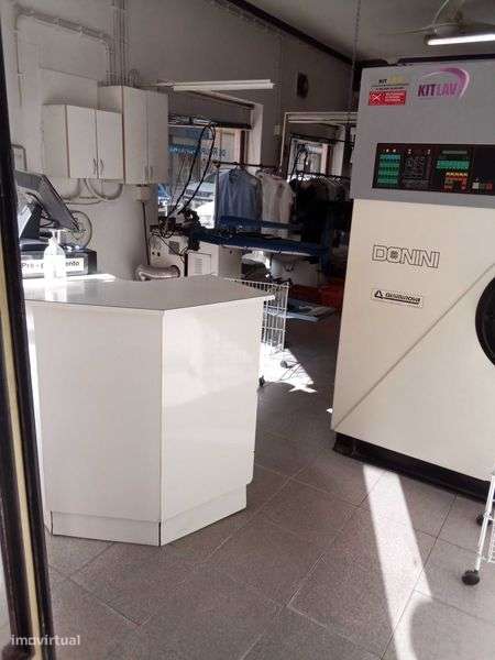 Lavandaria cede-cotas ou sub alugasse - Grande imagem: 4/6