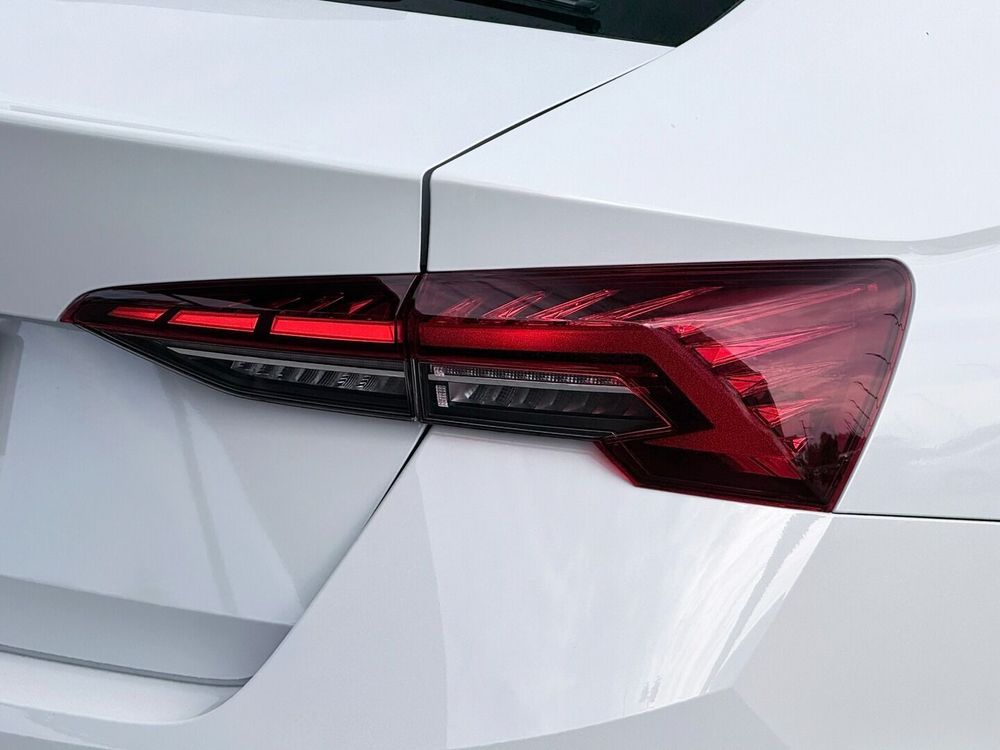Skoda Octavia 1.5 TSI MHEV Selection DSG 2024 — zdjęcie 4
