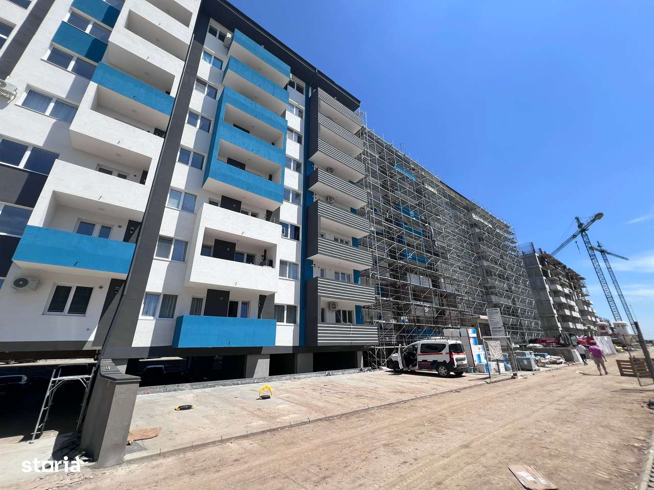 Metrou Berceni zona noua - garsoniera cu bucatarie patrata