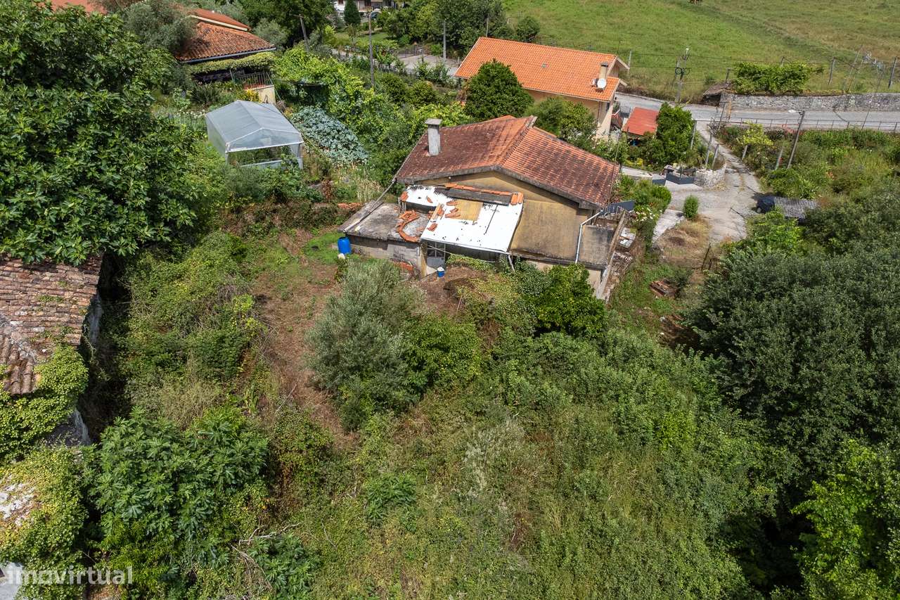 Moradia para Restauro, São João de Rei, Póvoa de Lanhoso-12