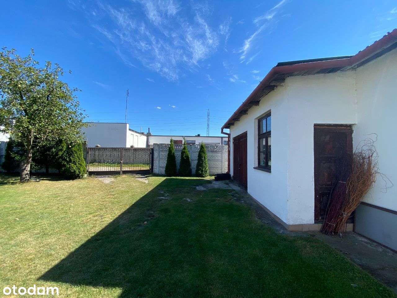 Piękna działka budowlana z domem Bielany-0