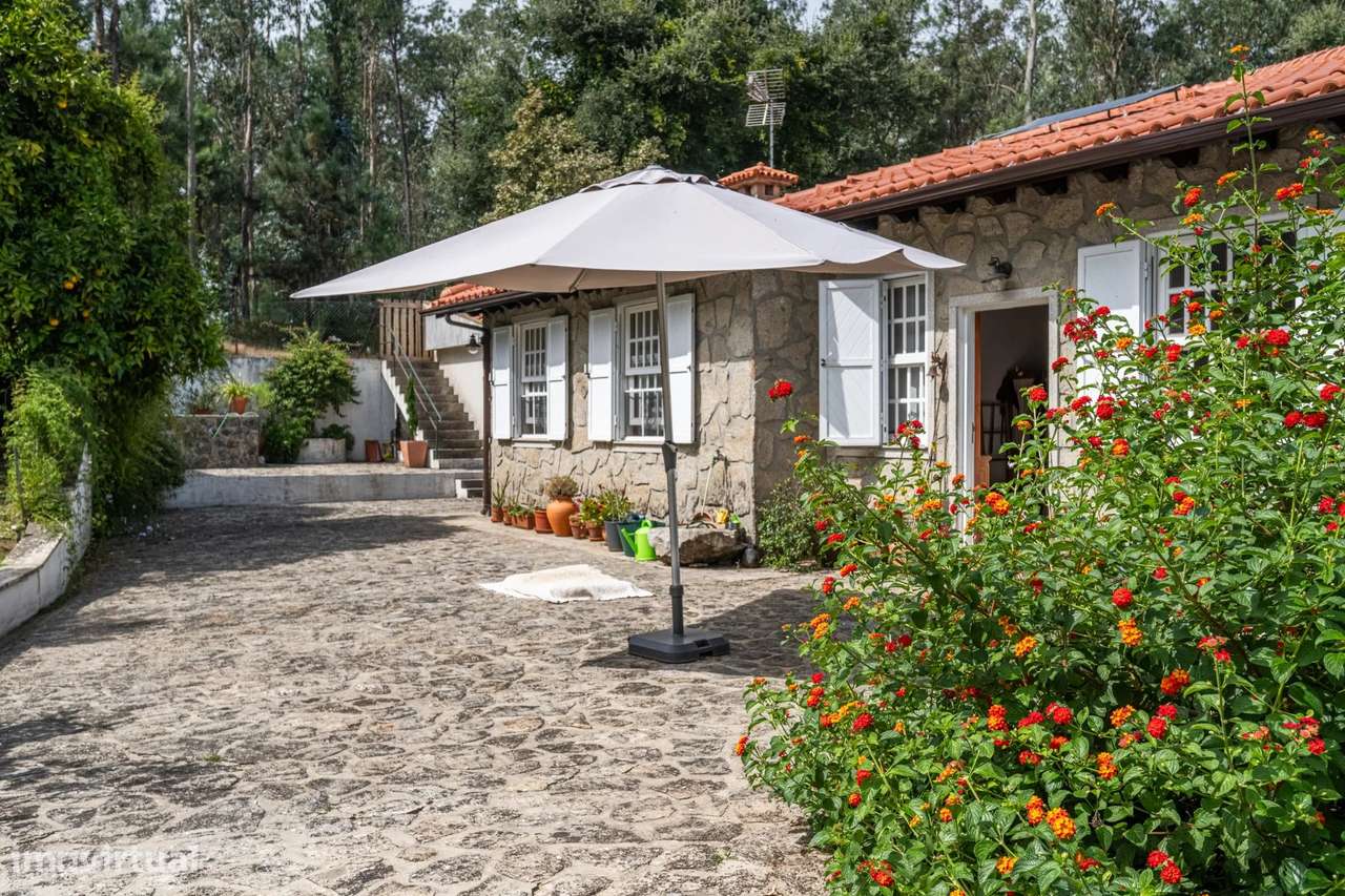 Moradia T4 de charme com piscina de 130 m² e 4.800 m² de terreno | Cab-4