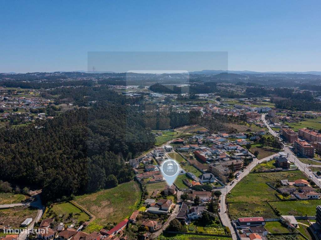 MORADIA|| 1 KM DA PRAIA || S. FÉLIX DA MARINHA-5