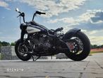 Harley-Davidson Custom - 1