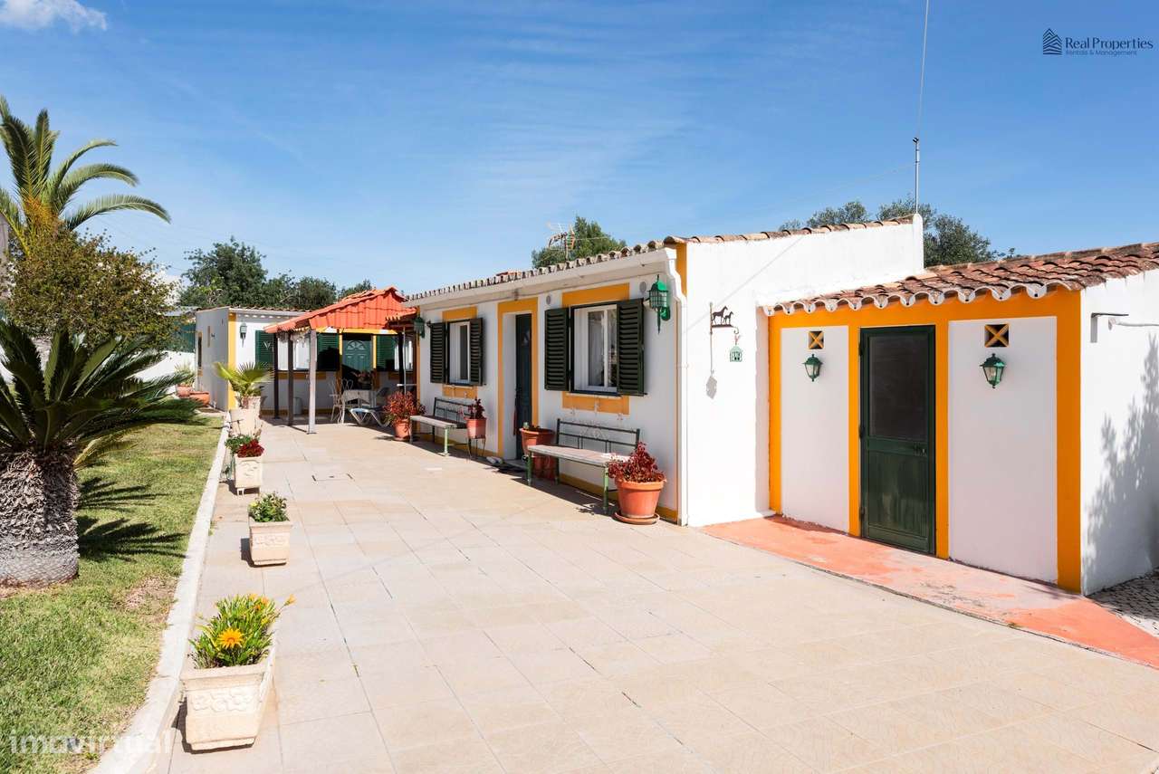 Encanto Algarvio – Moradia Térrea Isolada com Piscina e Jardim-41
