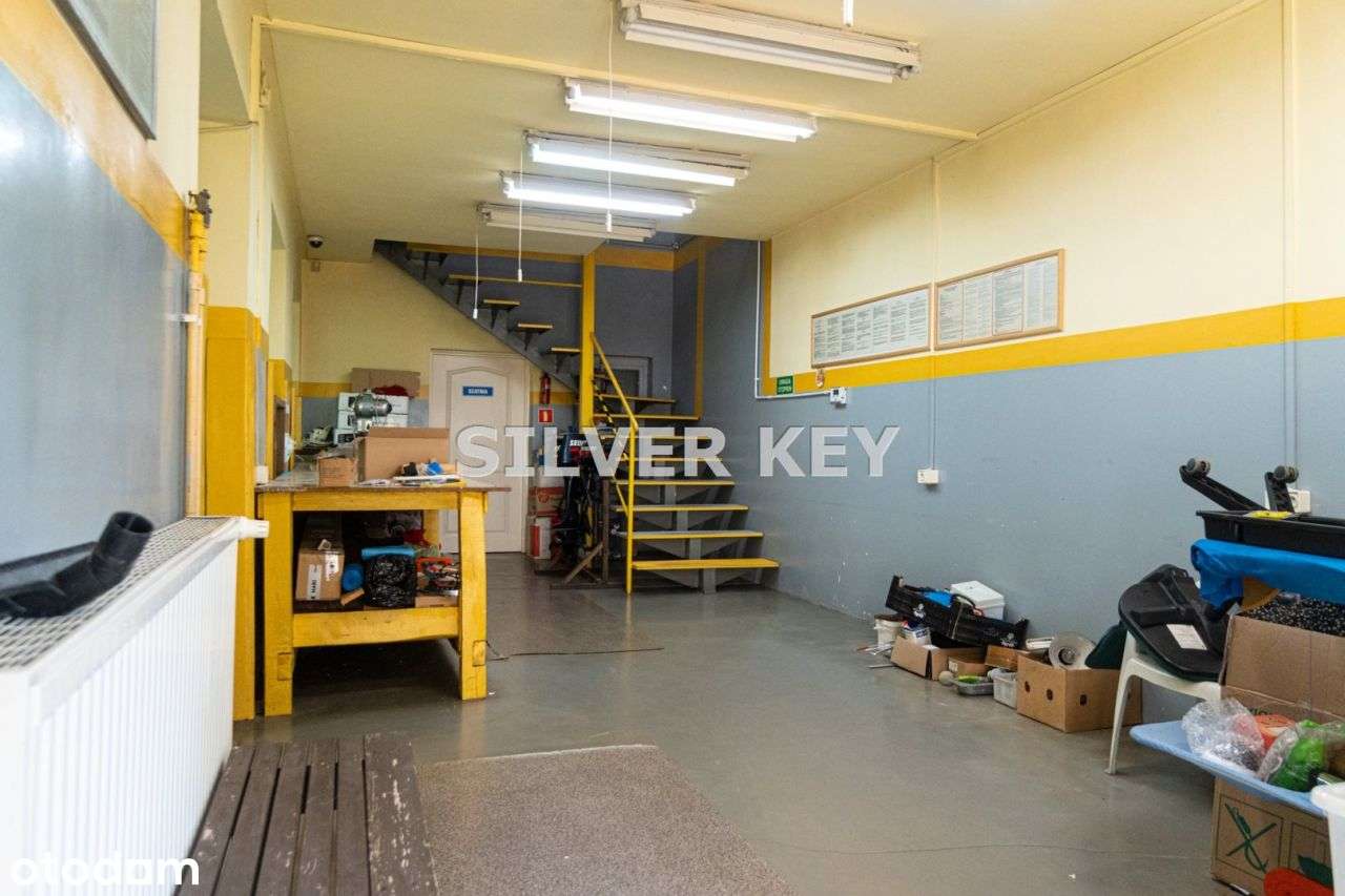 Wyjątkowy Dom z Dodatkowym Budynkiem Usługowym-15