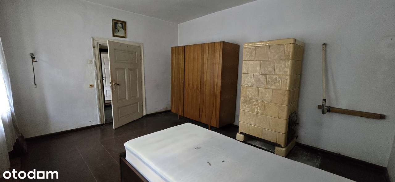 Mieszkanie w centrum, parter, do remontu-3