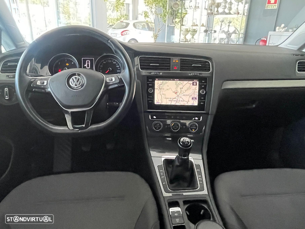 VW Golf 1.6 TDI Confortline - 7