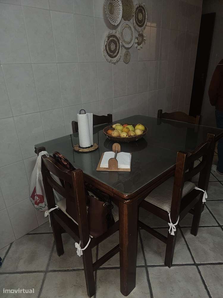 Apartamento T3 - 1º andar , Remodelado no Centro do Entroncamento-8