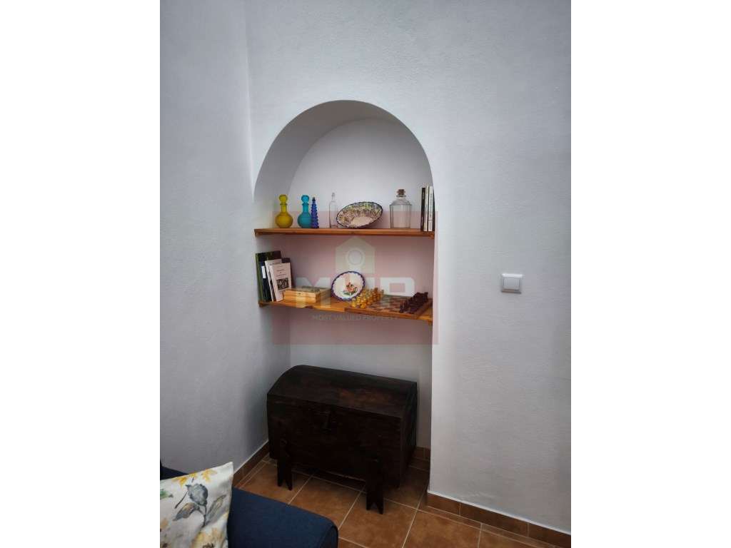 Moradia T2 no centro da Fuseta-13