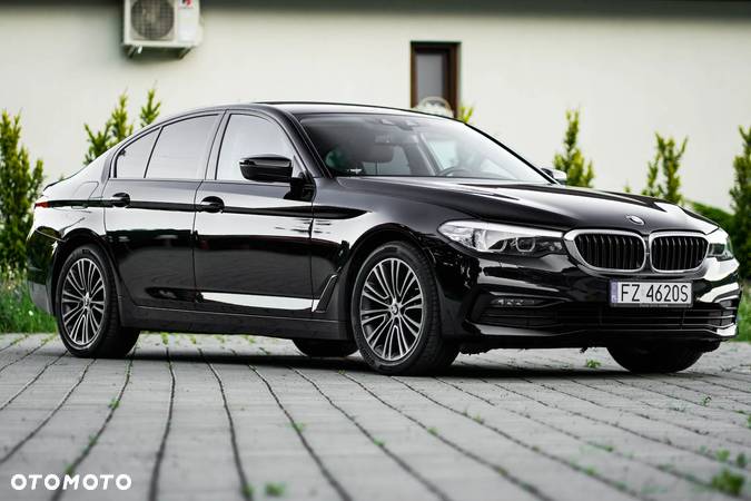 BMW Seria 5 520d Sport Line - 1