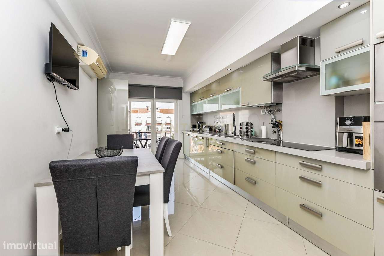 Magnifico Apartamento T3 com suíte - Centro do Pinhal Novo - Grande imagem: 1/21