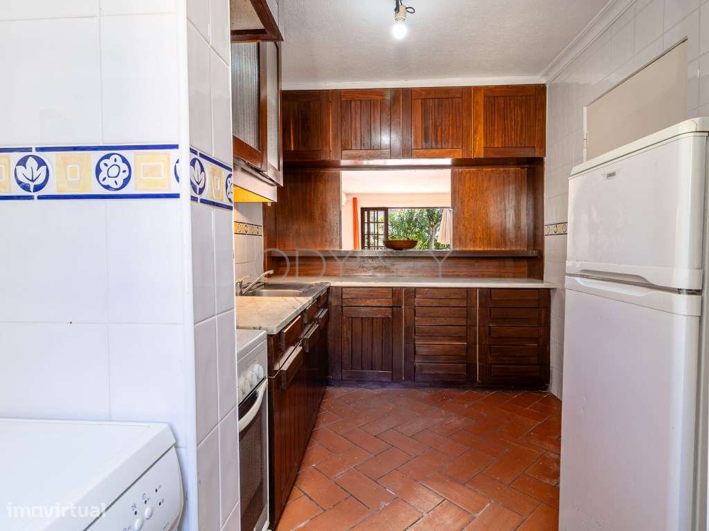 Charmoso Apartamento de 2 Quartos Rés-do-Chão com Grande Jardim Pri...-12