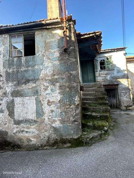 Moradias para restaurar - Grande imagem: 3/11
