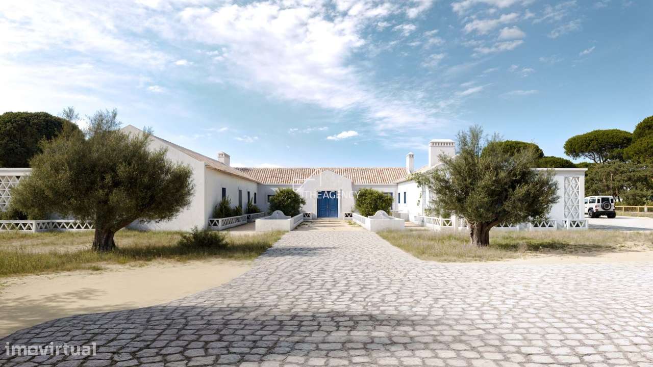 Terreno versátil em Grândola com projeto de boutique hotel / villa apr - Grande imagem: 2/19