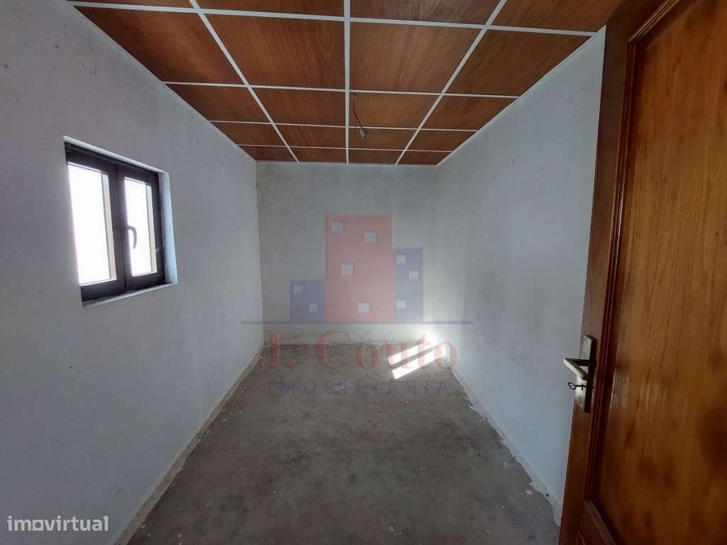 Moradia T3 em São Clemente, Alvorninha-19