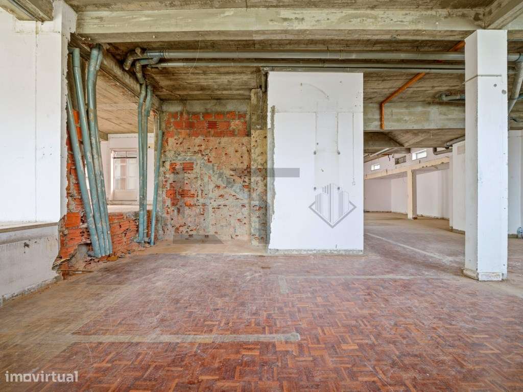 Loja / Espaço Comercial em Open Space com Terraços, para Arrendamen... - Grande imagem: 5/20