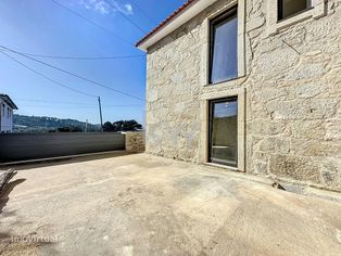Moradia T3 em Escariz, Arouca – O Seu Refúgio entre o Rústico e o Cont - Grande imagem: 3/35