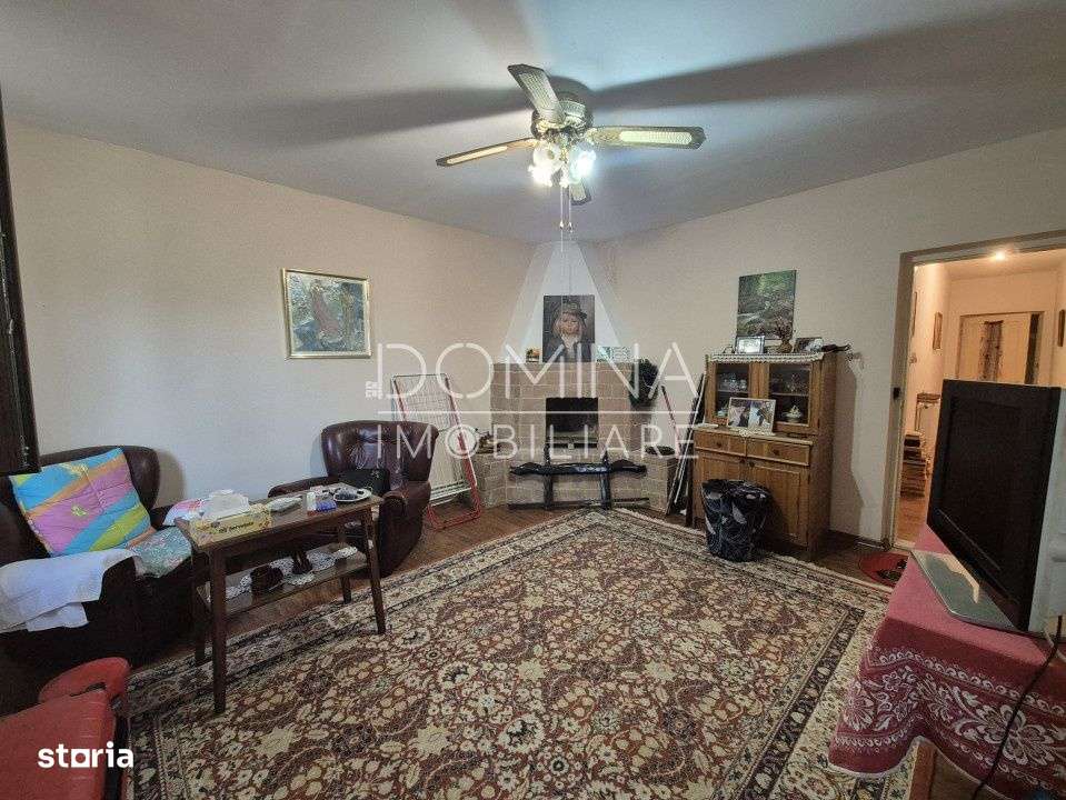 Vanzare casa situata in Targu Jiu, strada Bistrita - zona Panduri - Imagine principală: 2/10