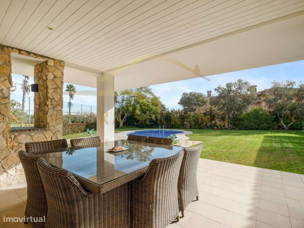 Moradia Exclusiva na Beloura com 10 assoalhadas, vista para o Golf ... - Grande imagem: 4/59