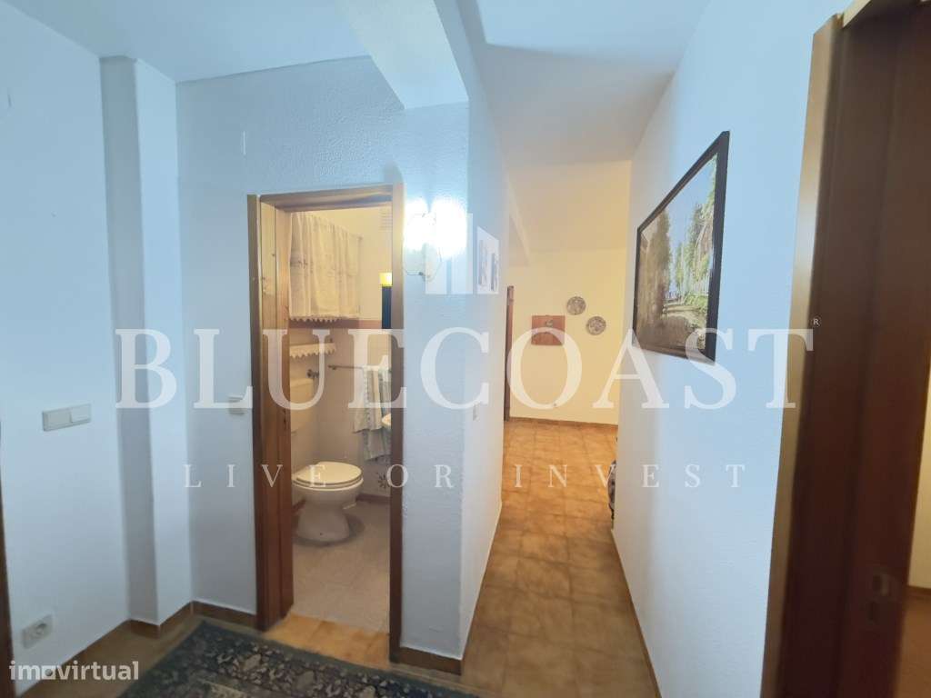 Apartamento de 4 assoalhadas com Excelente Localização e Ampla Ofer...-12