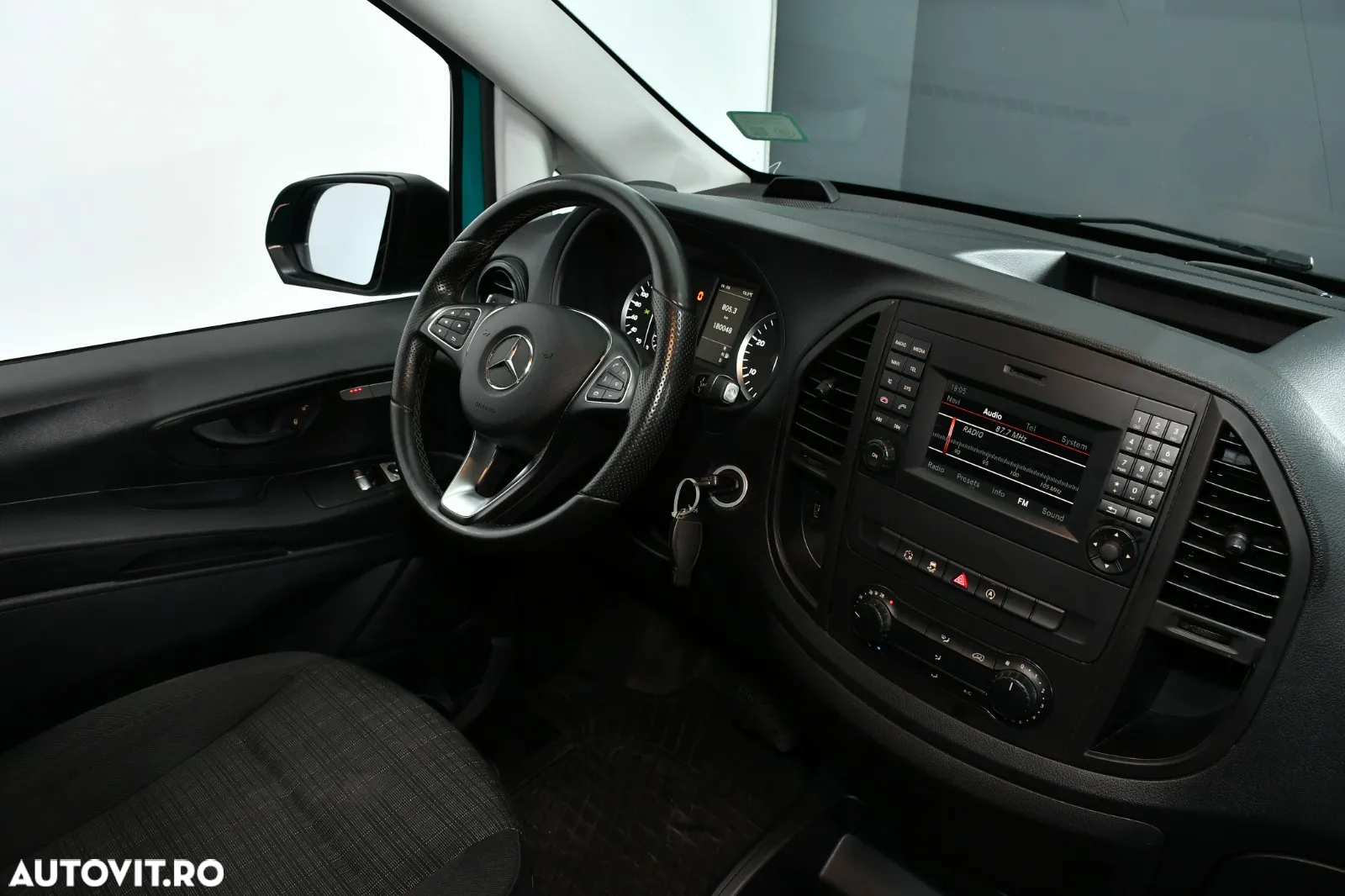 Mercedes-Benz VITO - 19