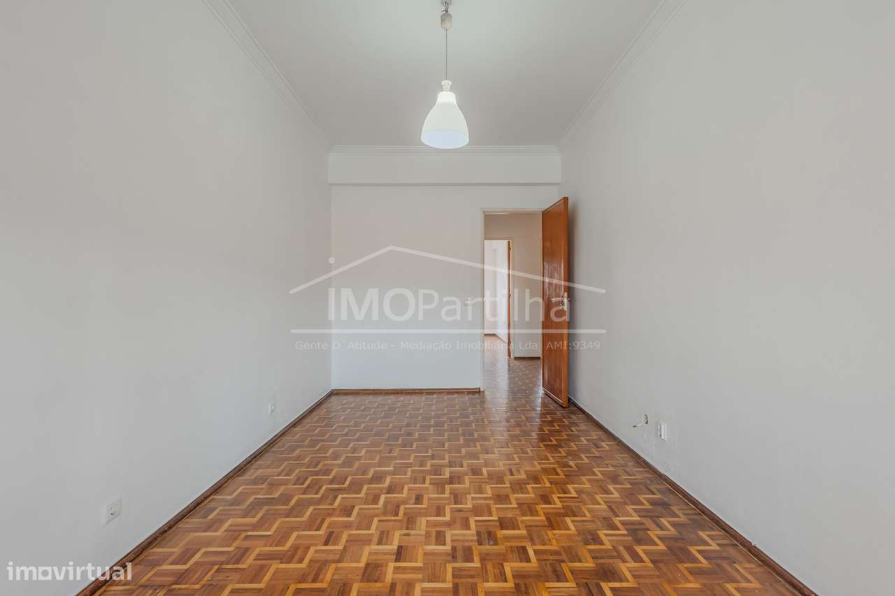Apartamento T2 no Cacém-8