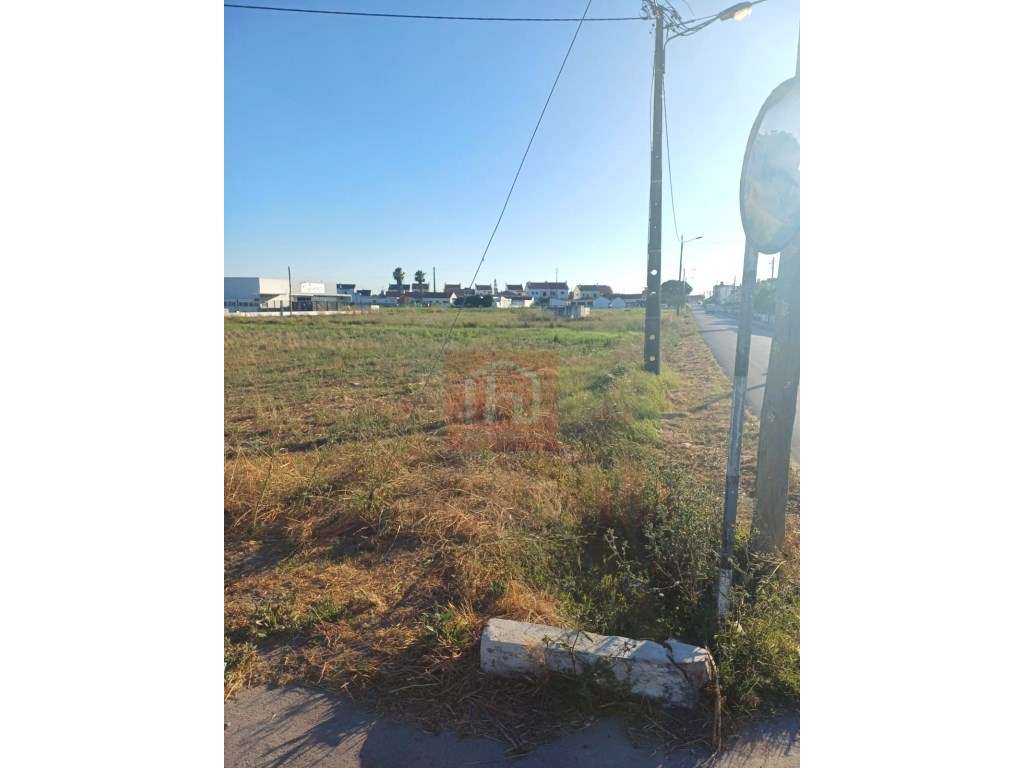 Terreno Urbano com 8.254 no Alto Estanqueiro, Jardia-9