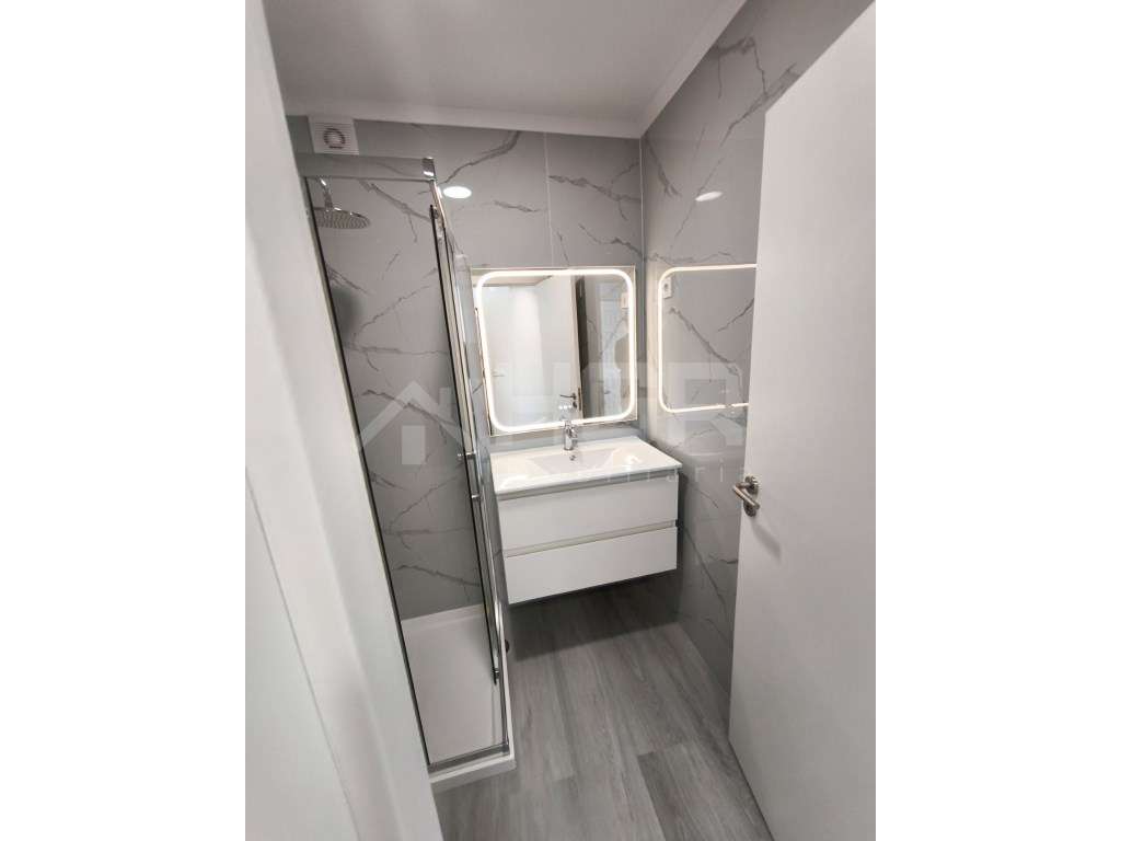 T4 | TOTALMENTE RENOVADO | BOAS ÁREAS | 2 CASAS DE BANHO | AMORA - ...-16
