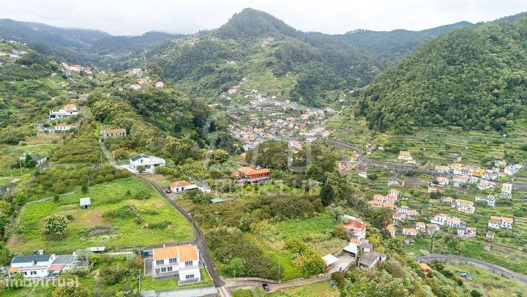 Terreno 2420 m2 - Machico-9