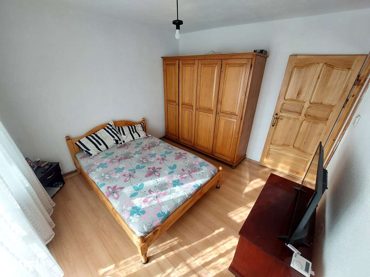 COMISION 0 Ap. 3 camere, decomandat, 75,5 mp. utili, Et.3, Central-5