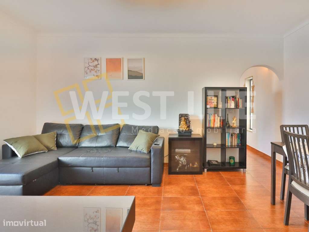 Moradia T3 com sótão convertido - Jardim e churrasqueira - A 4 MINU... - Grande imagem: 5/26