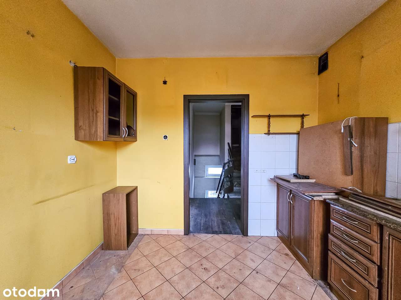 Dom wolnostojący do generalnego remontu Jaworzno, ul. Reja 18 - FILM-14