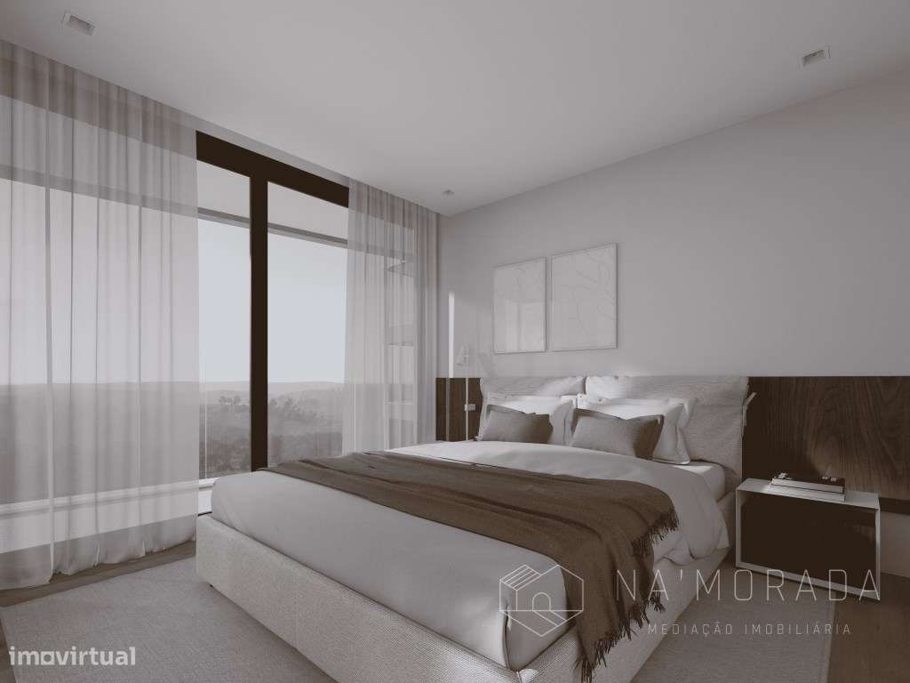 Apartamento T3 com terraço de 40m2 em São Félix da Marinha-20