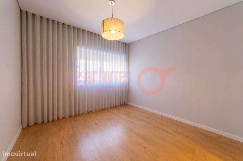 Apartamento T3 Miramar-19