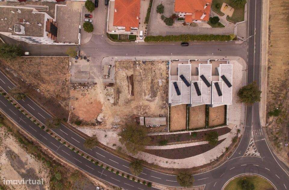 Terreno 2.600 m2 com Projeto Aprovado em Torres Vedras - Grande imagem: 4/5