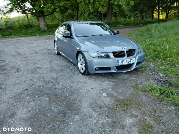 BMW Seria 3 330i - 2