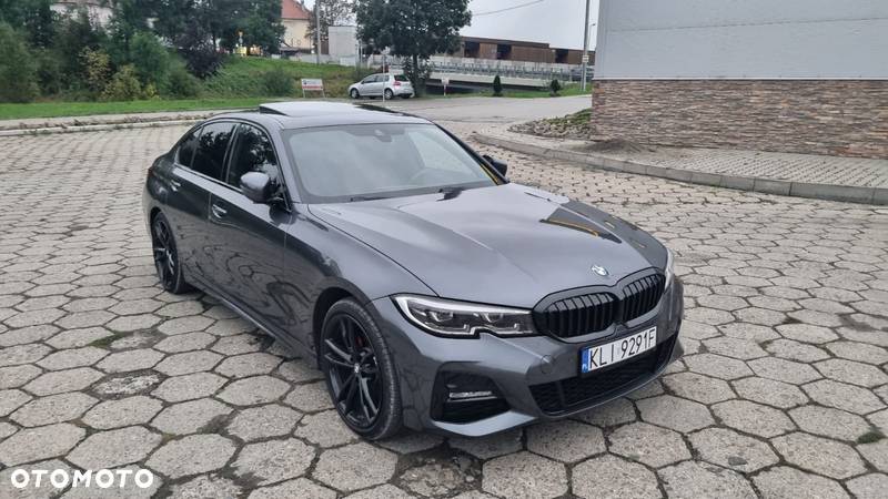 BMW Seria 3 330i M Sport sport - 2