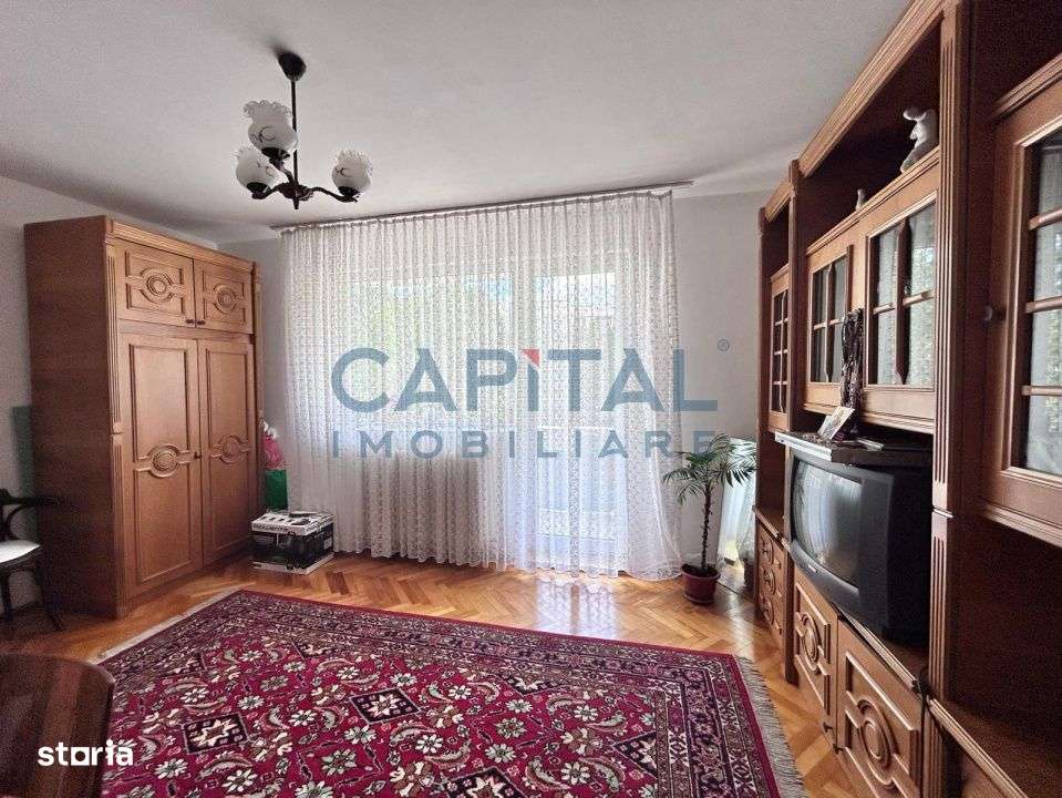 Vanzare apartament cu 3 camere, etaj intermediar, zona Bucium, Manastu - Imagine principală: 4/8