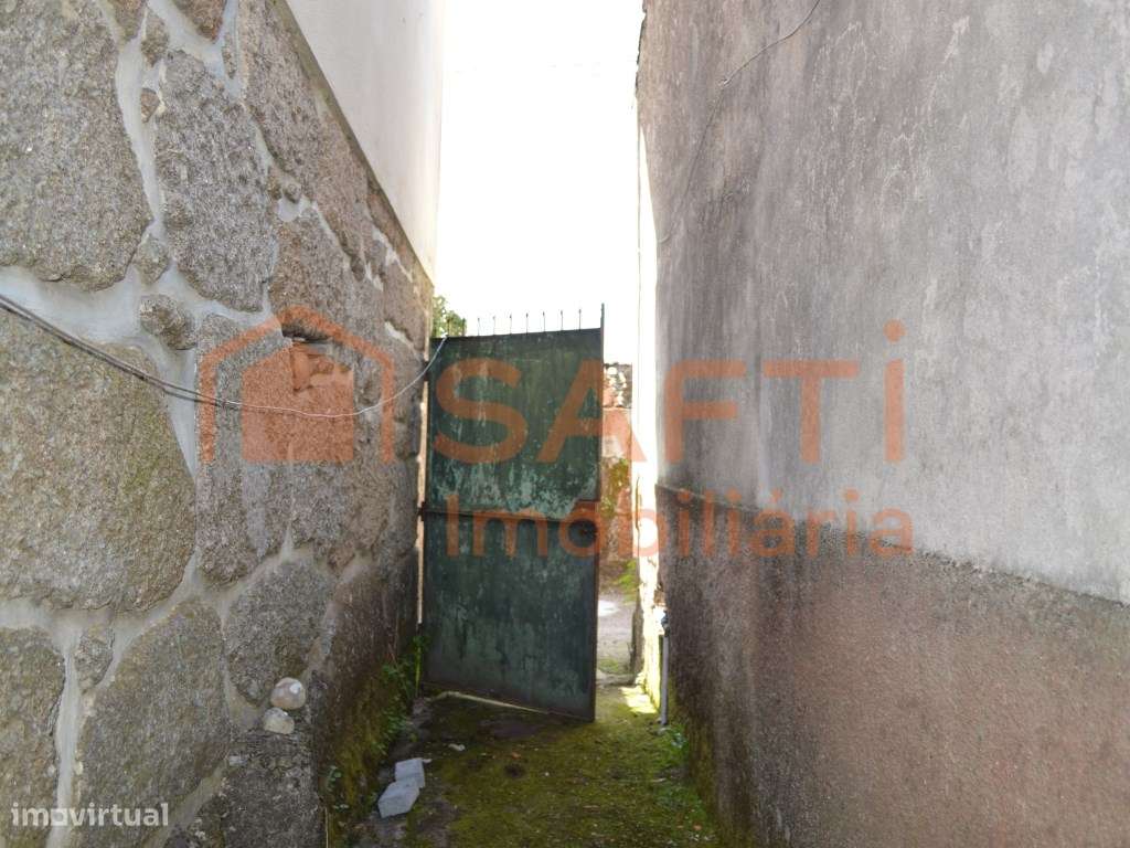 Moradia Térrea T3 , em Lapa do Lobo-22