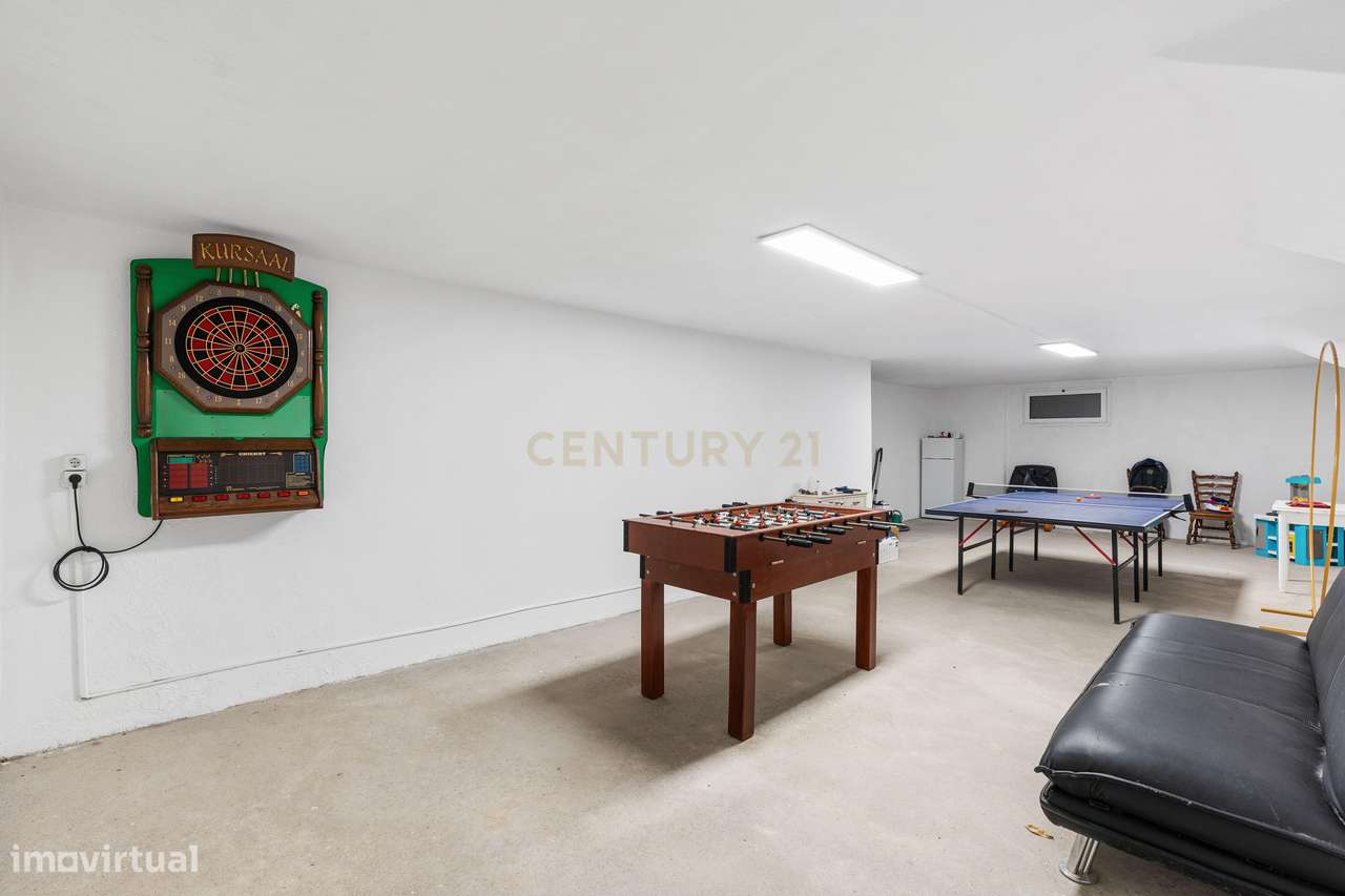 MORADIA Isolada com entradas Independentes.-26