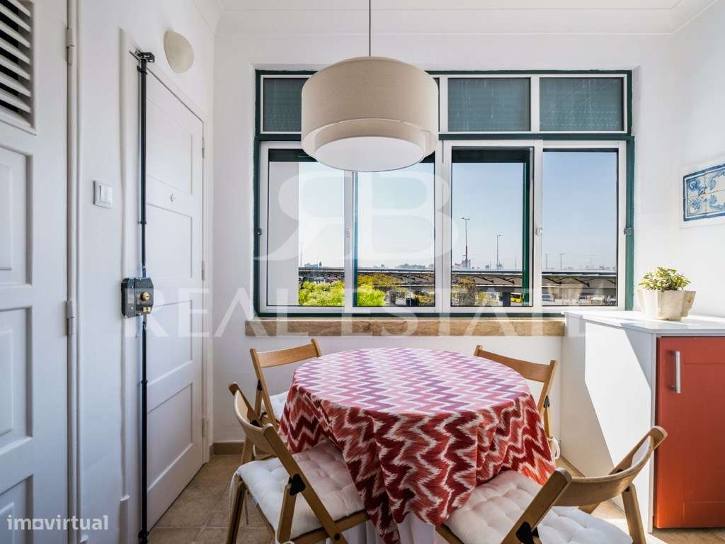 T3 com 1 Suite + Pátio comum e alguma VISTA RIO | RESTELO - Lisboa.-16