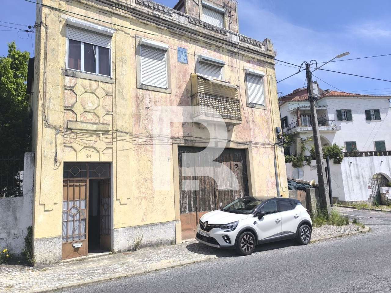 Moradia Isolada T5 em Tomar para remodelação total - Grande imagem: 1/23