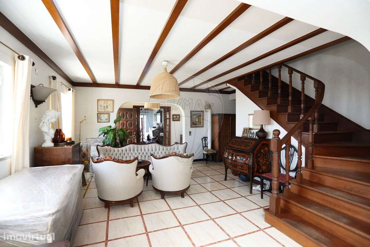 Moradia T6 para venda - Grande imagem: 2/49