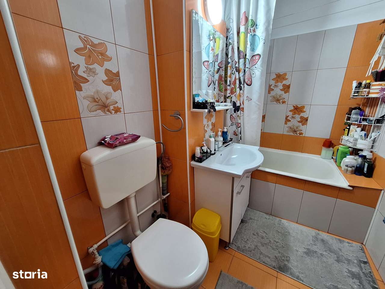 Apartament 2 camere semidecomandate etaj 2 ,URA-7