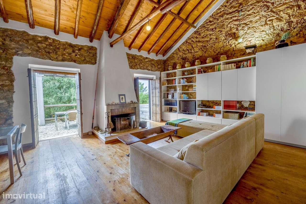 MORADIA T1+1 COM COMÉRCIO ADJACENTE E  PROJECTO PARA 3 HABITAÇÕES COM - Grande imagem: 1/48