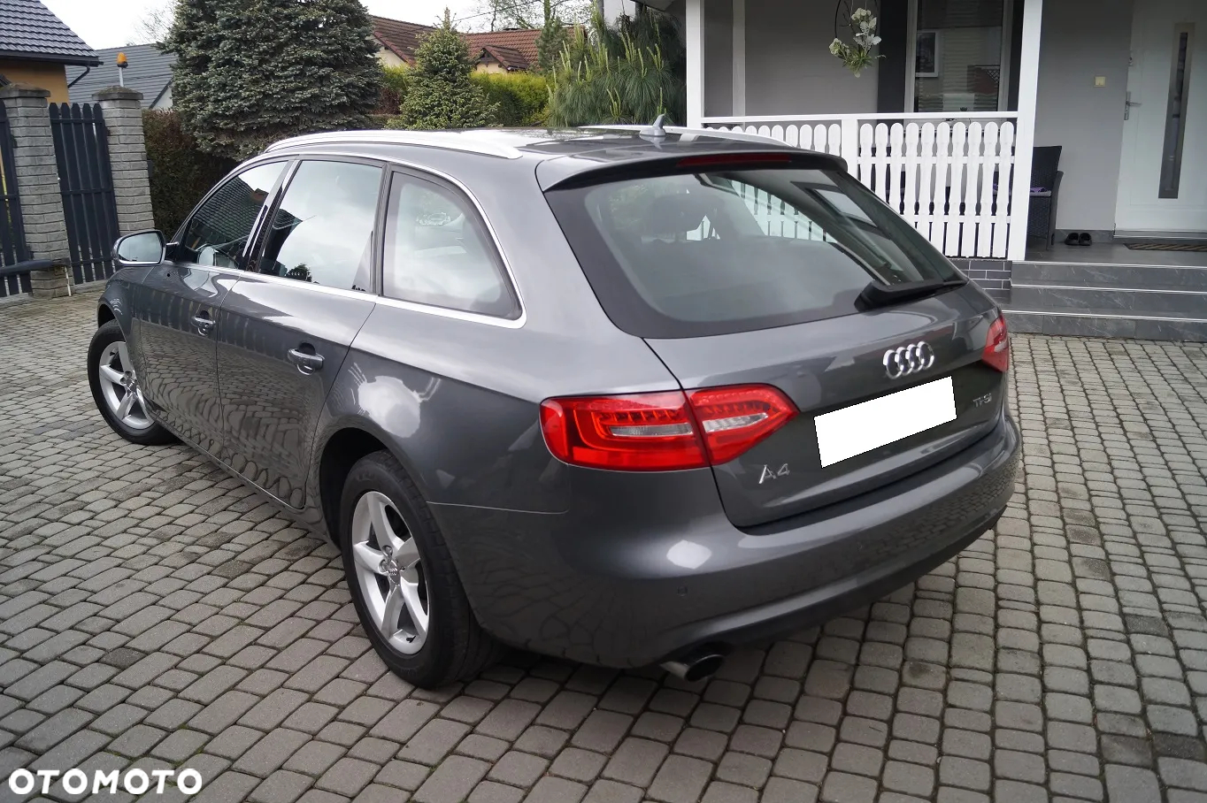 Audi A4 Avant 1.8 TFSI Ambiente - 2