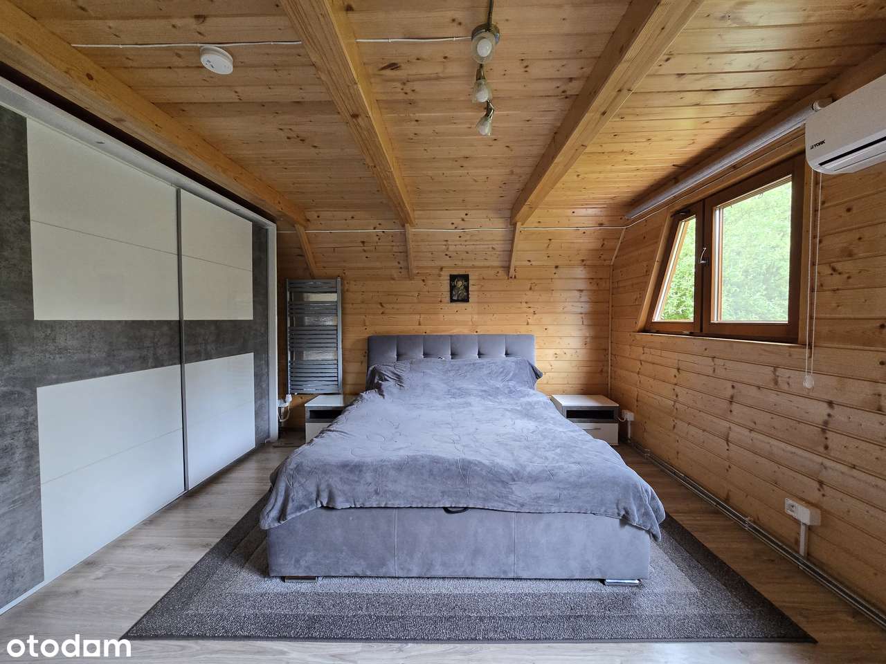 Klimatyczny dom na malowniczo zagospodarowanej działce | staw | las-17