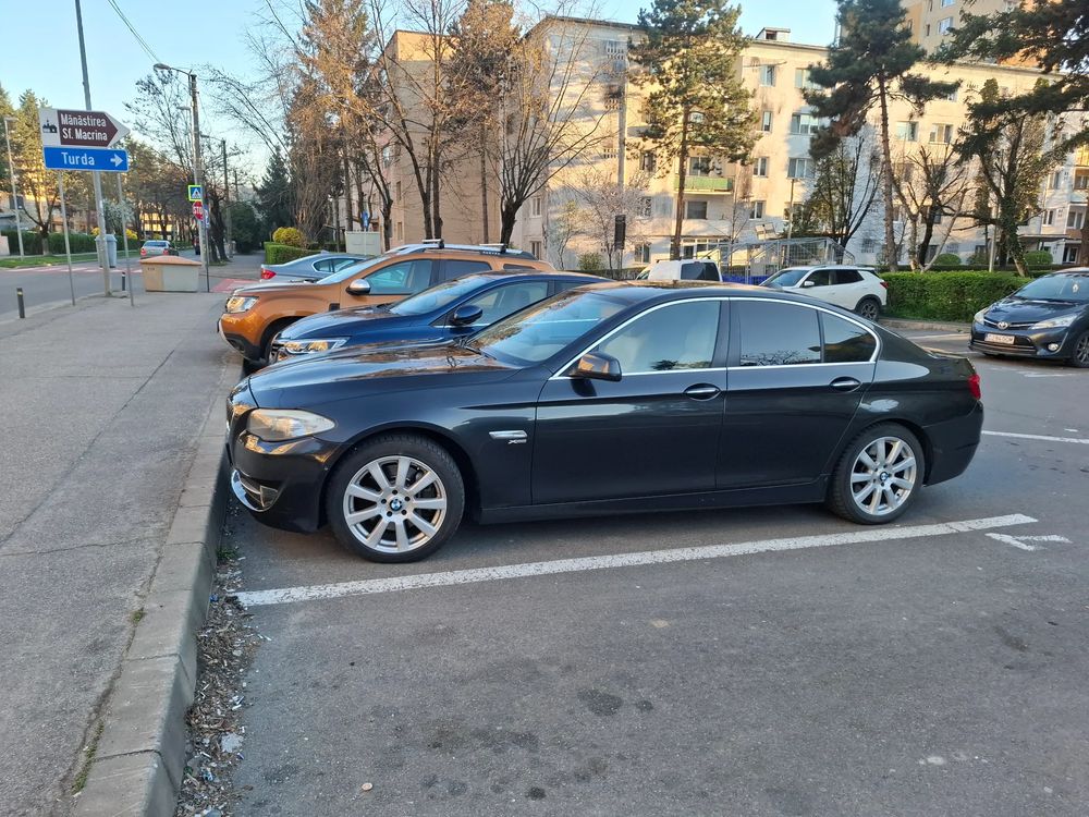 BMW 5 Series F10/F11/F07 [2010 - 2017] 530d xDrive Aut. 2011